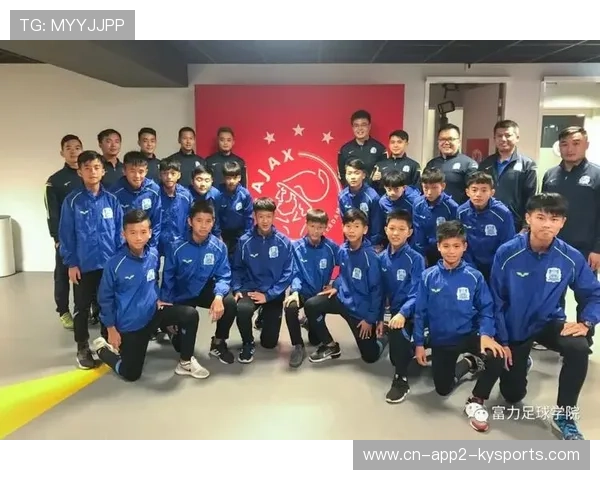 法国足球学院与技术中心合作,推出新一代教练培训课程。 法国足球学院与技术中心合作,推出新一代教练培训课程。